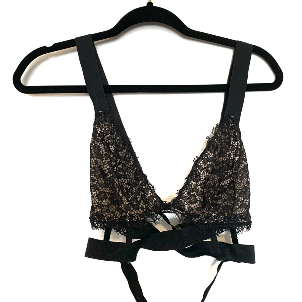 Victoria's Secret Very Sexy Criss cross Bra